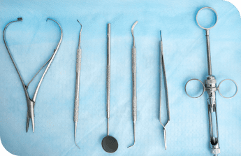 close-up-clean-dentist-ustensils